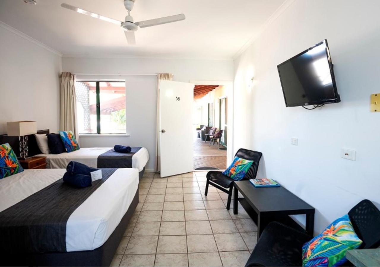 Kimberley Croc Motel Kununurra Exterior photo